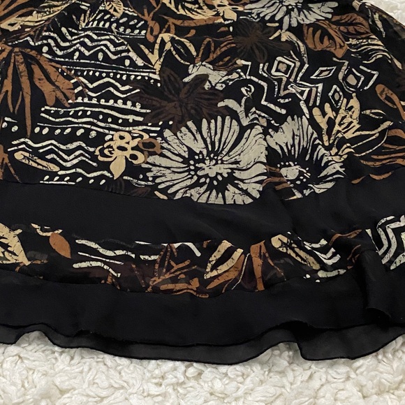 East 5th women’s size Xl 14 Floral Patterned Women's Skirt mid length - Picture 6 of 10